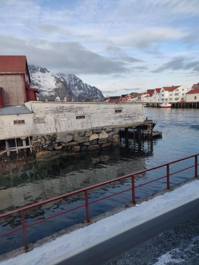 Fiskekrogen Rorbuer Henningsvær Zewnętrze zdjęcie